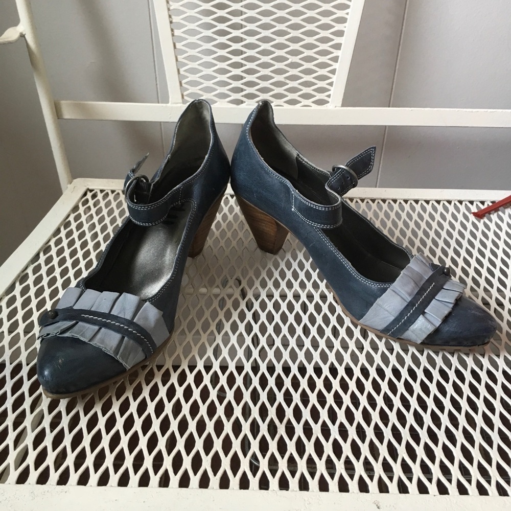 Fidji heels